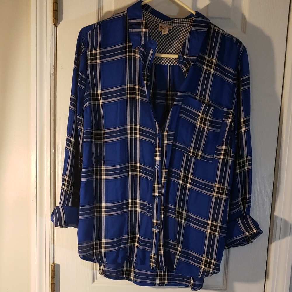 Como Vintage Navy and Cream Checkered Button Down Shirt